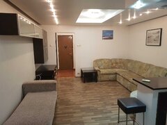 Titan, Bd. 1 Decembrie 1918, Faur, bloc reabilitat, fara risc seismic